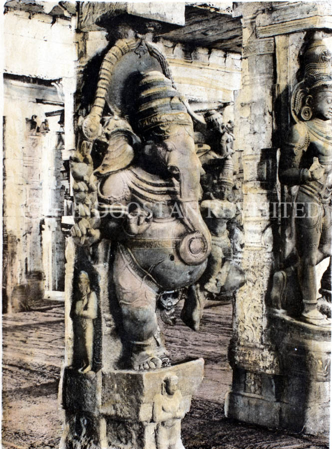 /data/Original Prints/Topography Views, City Views, Landscapes/STATUE OF GANESHA IN THE TEMPLE MADURA.jpg